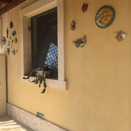 Stella Di Mare Marina Di Ragusa Nyaraló *